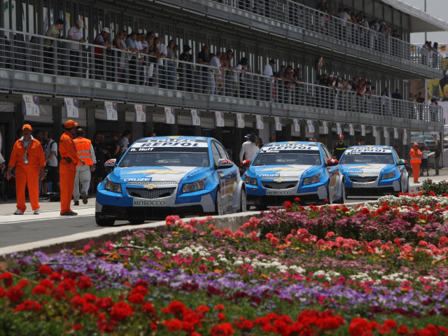 Chevrolet Cruze WTCC фото