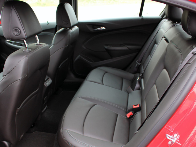 Chevrolet Cruze фото