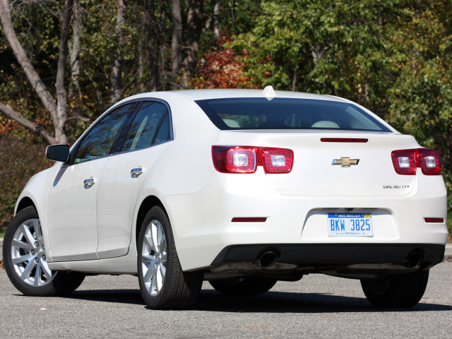 Chevrolet Malibu фото