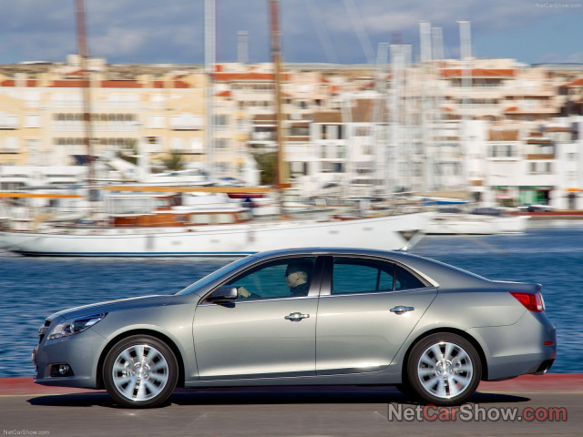 Chevrolet Malibu фото