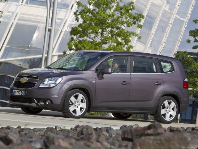 Chevrolet Orlando фото