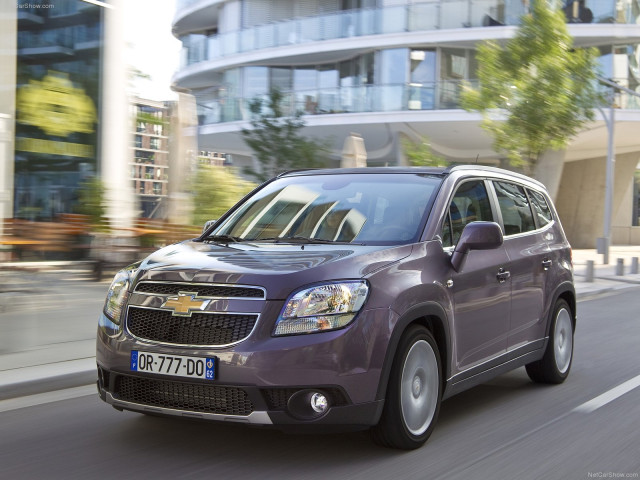 Chevrolet Orlando фото