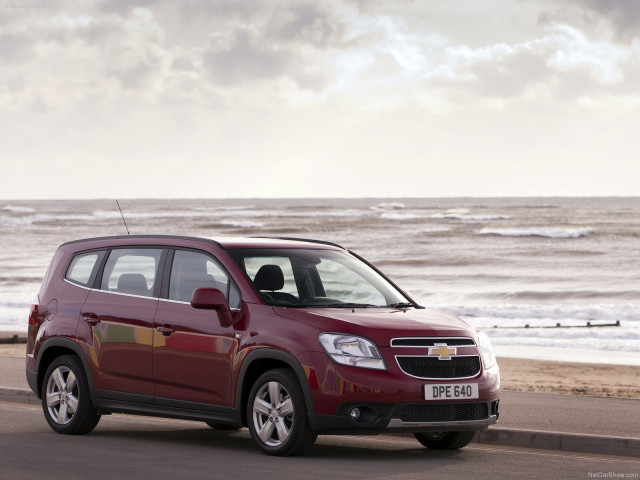 Chevrolet Orlando фото