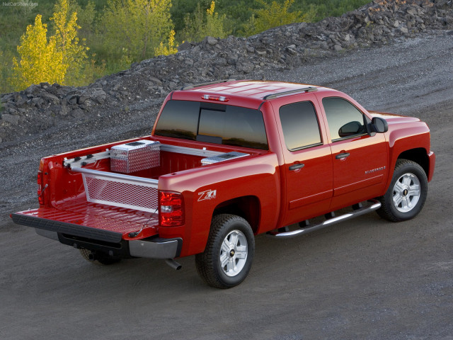 Chevrolet Silverado Crew Cab фото