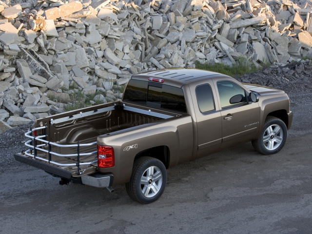 Chevrolet Silverado Extended Cab фото