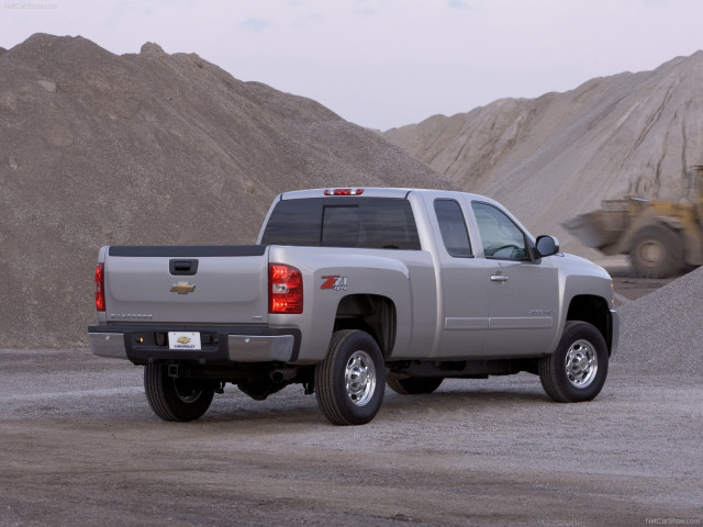 Chevrolet Silverado Extended Cab фото