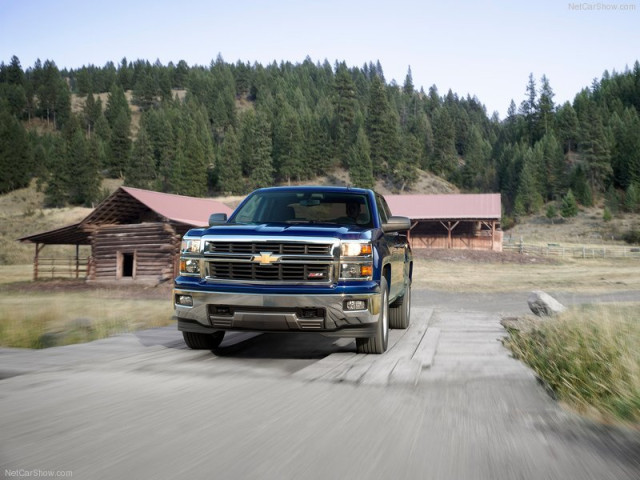 Chevrolet Silverado фото