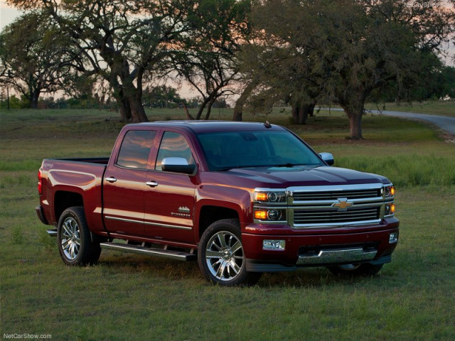 Chevrolet Silverado фото