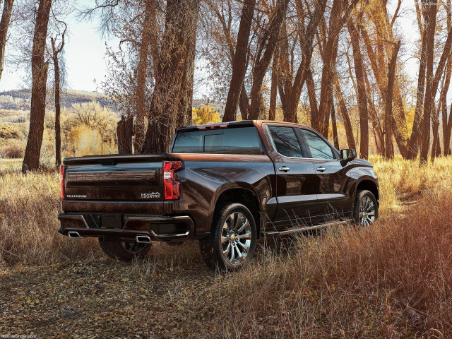 Chevrolet Silverado фото