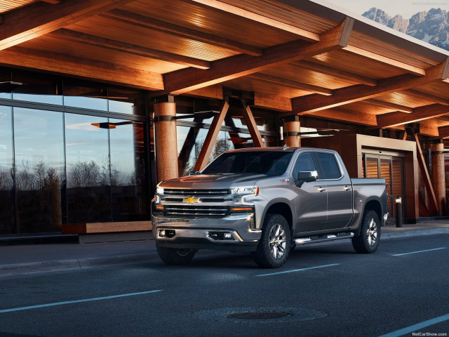 Chevrolet Silverado фото