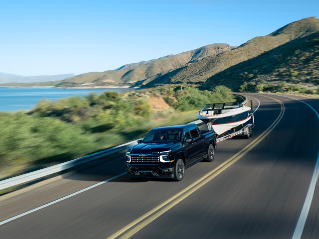 Chevrolet Silverado фото