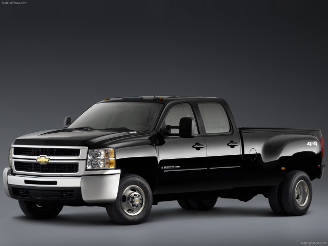 Chevrolet Silverado фото