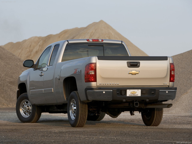 Chevrolet Silverado фото