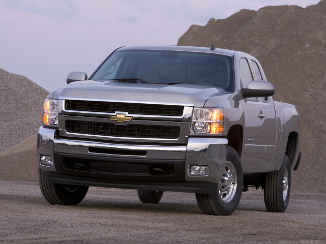 Chevrolet Silverado фото
