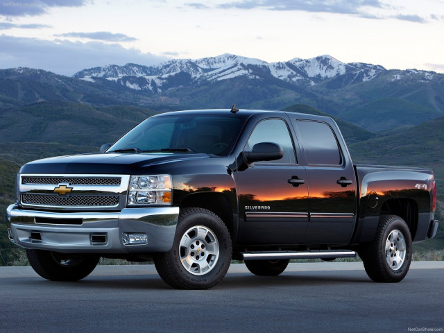 Chevrolet Silverado фото