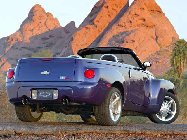 Chevrolet SSR фото