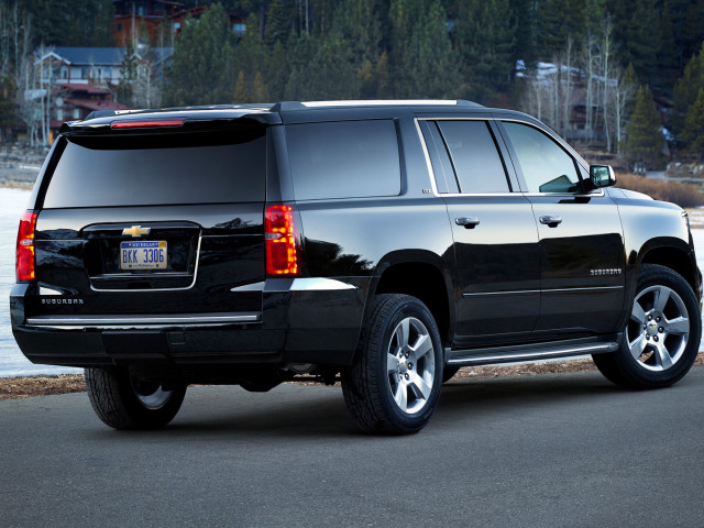 Chevrolet Suburban фото