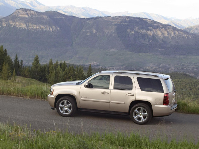 Chevrolet Tahoe фото