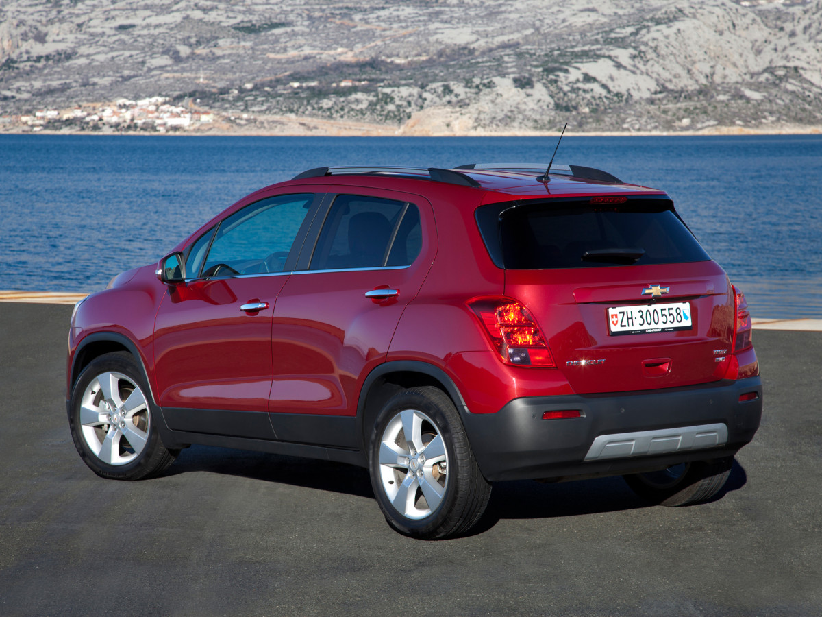 Chevrolet Tracker фото 104111