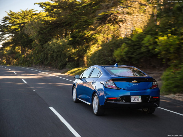 Chevrolet Volt фото