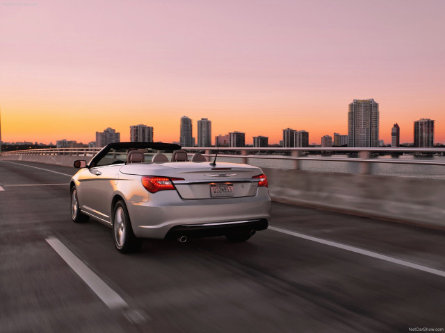 Chrysler 200 Convertible фото