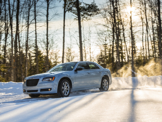 Chrysler 300 Glacier фото