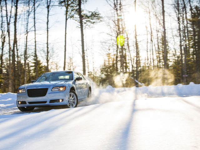 Chrysler 300 Glacier фото