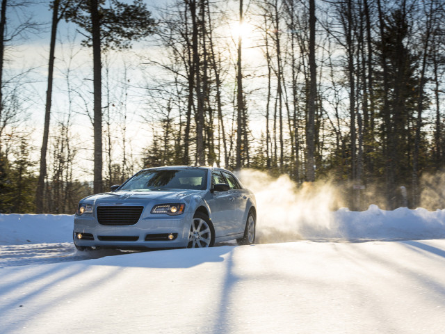 Chrysler 300 Glacier фото