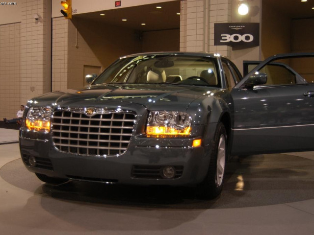 Chrysler 300 Hemi C фото