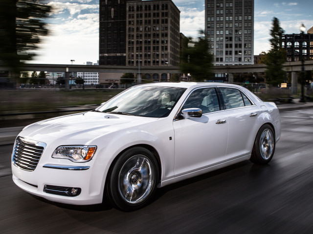 Chrysler 300 Motown Edition фото