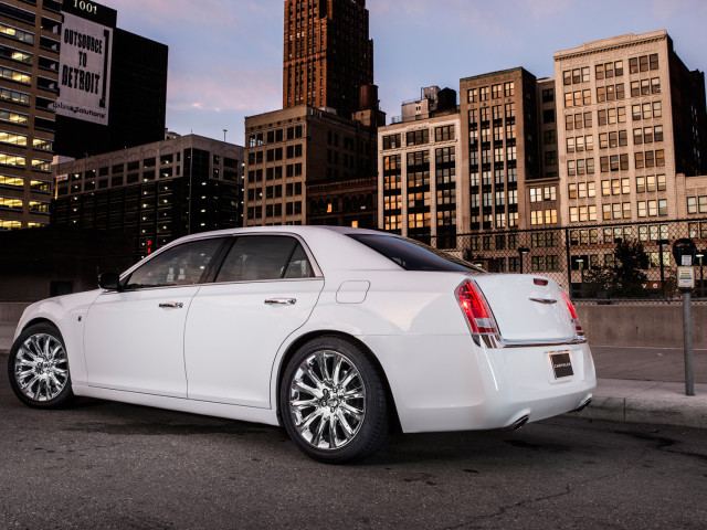 Chrysler 300 Motown Edition фото