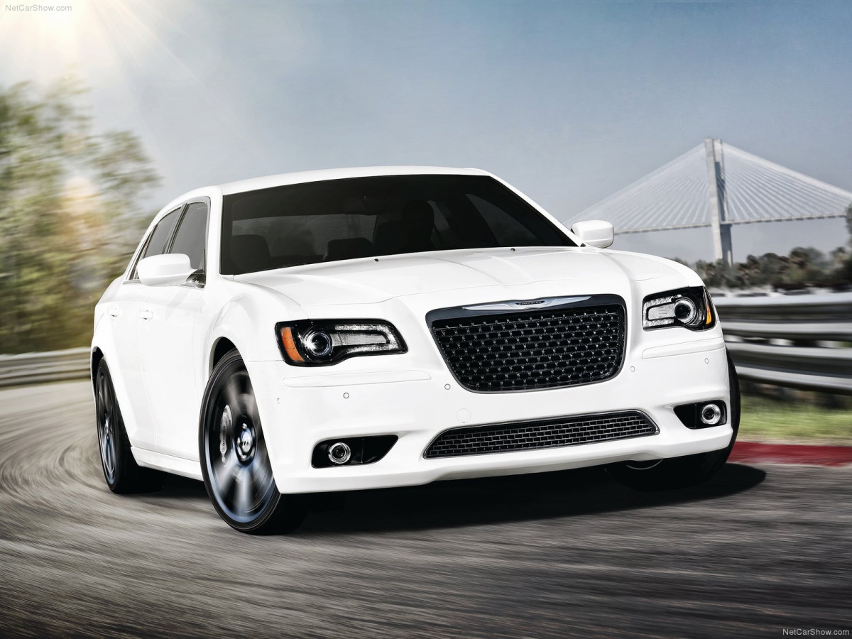 Chrysler 300 SRT8 фото 83356