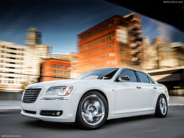 Chrysler 300 фото