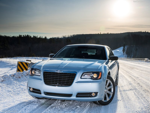 Chrysler 300 фото