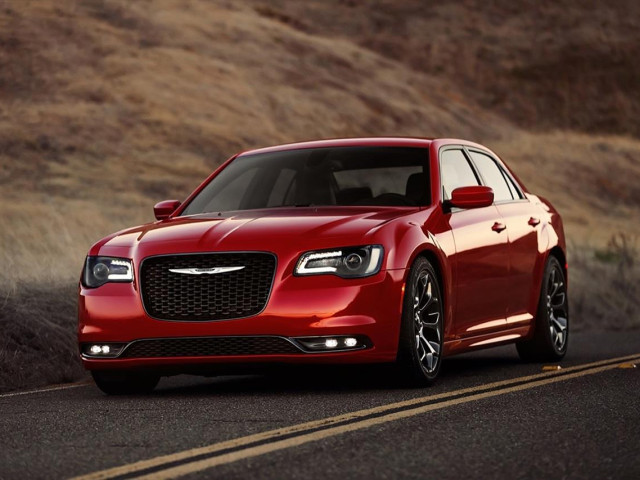 Chrysler 300 фото