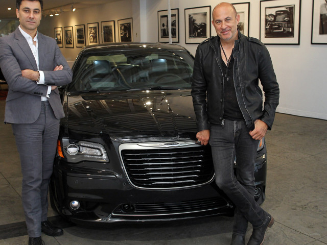 Chrysler 300C John Varvatos Editions фото