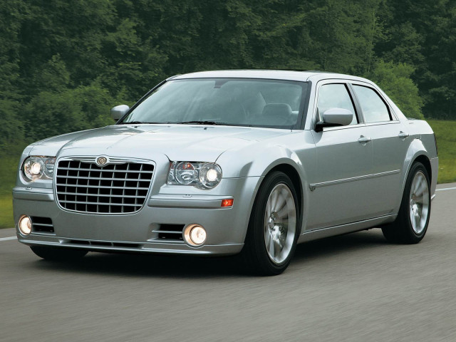 Chrysler 300C SRT-8 фото