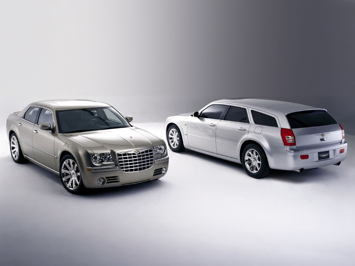 Chrysler 300C Touring фото 6385