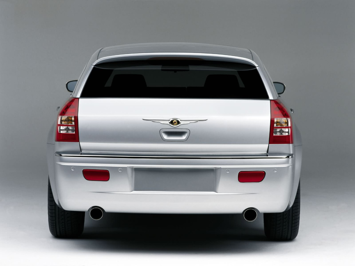 Chrysler 300C Touring фото 6386