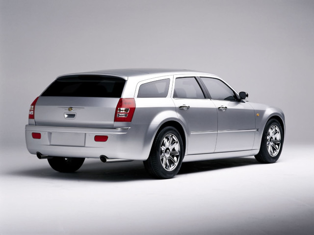 Chrysler 300C Touring фото