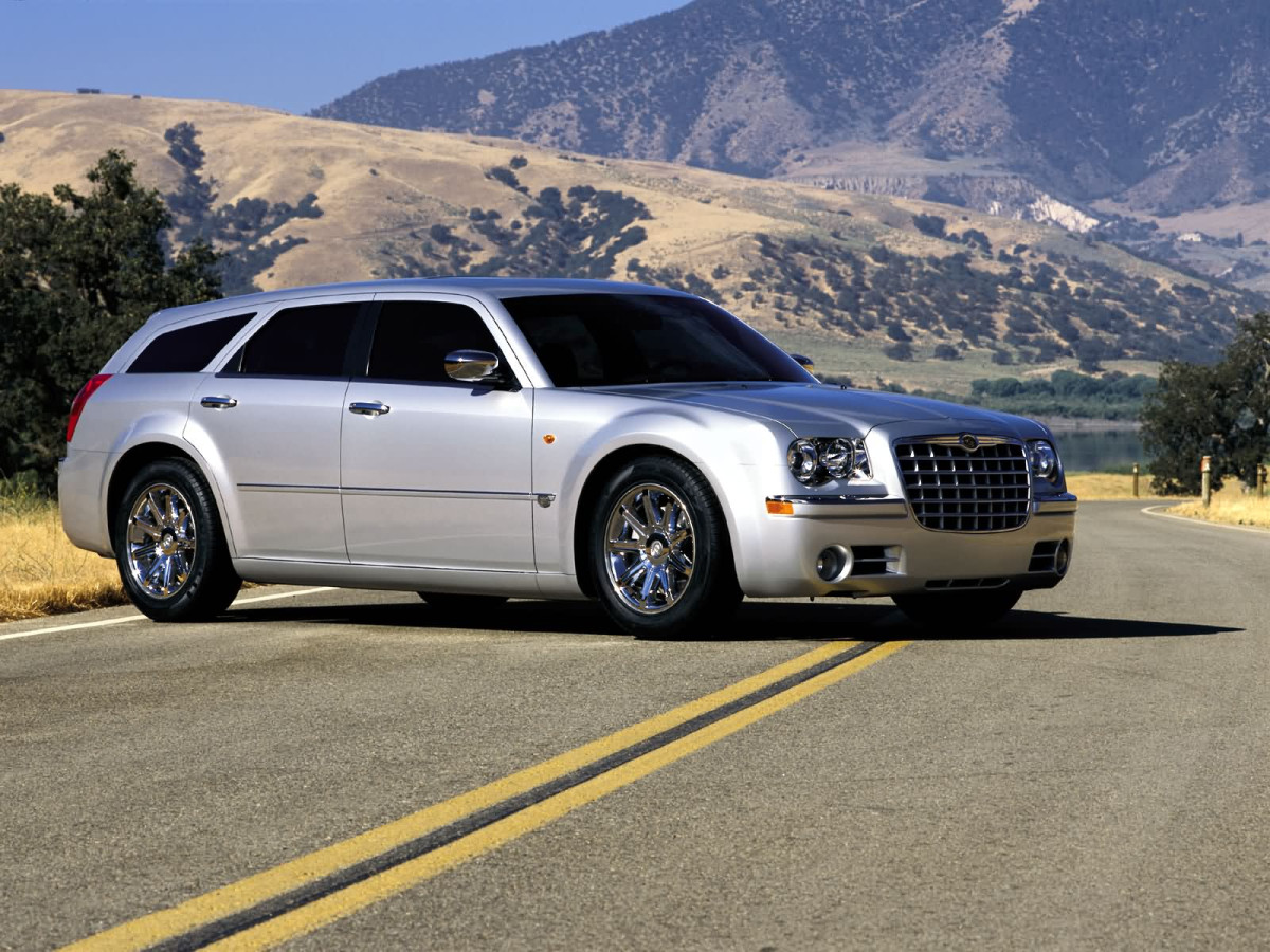 Chrysler 300C Touring фото 6398