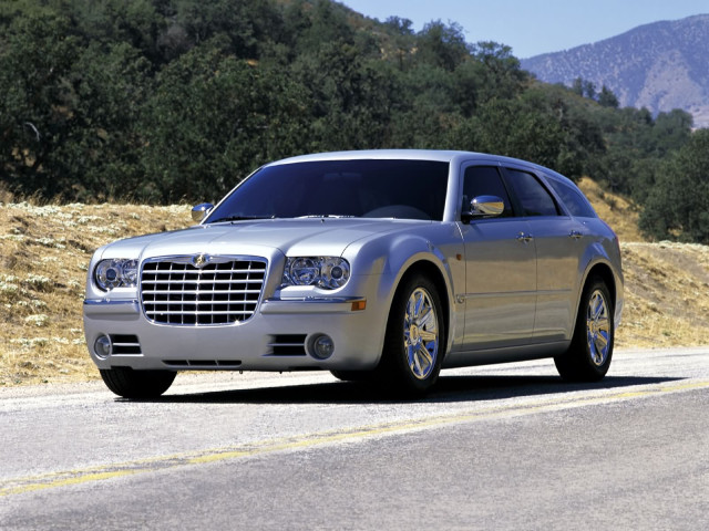 Chrysler 300C Touring фото