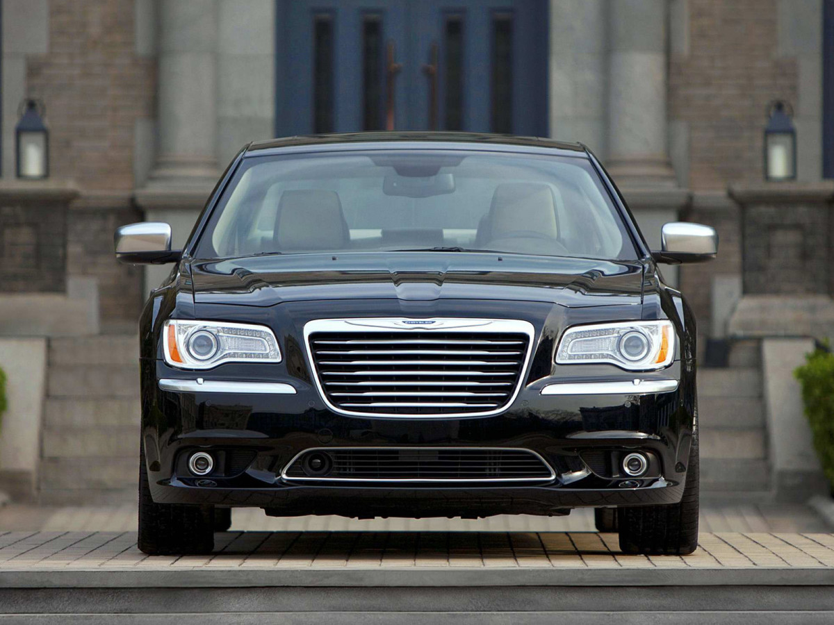 Chrysler 300C фото 100429