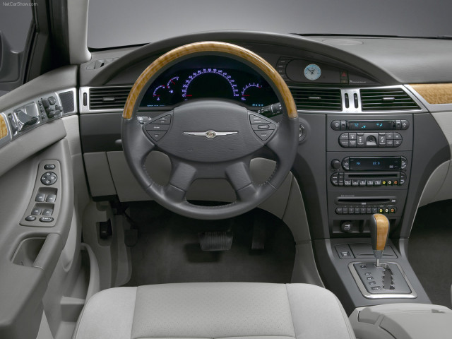 Chrysler Pacifica фото