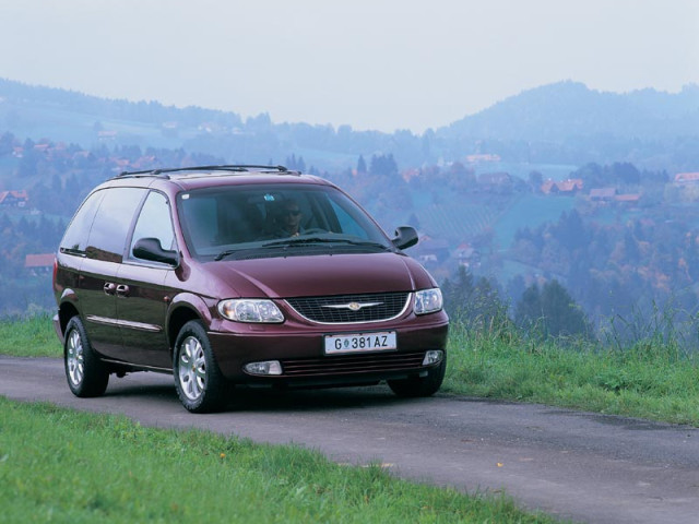 Chrysler Voyager фото