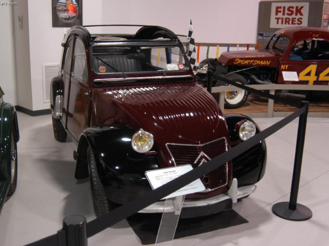 Citroen 2CV фото