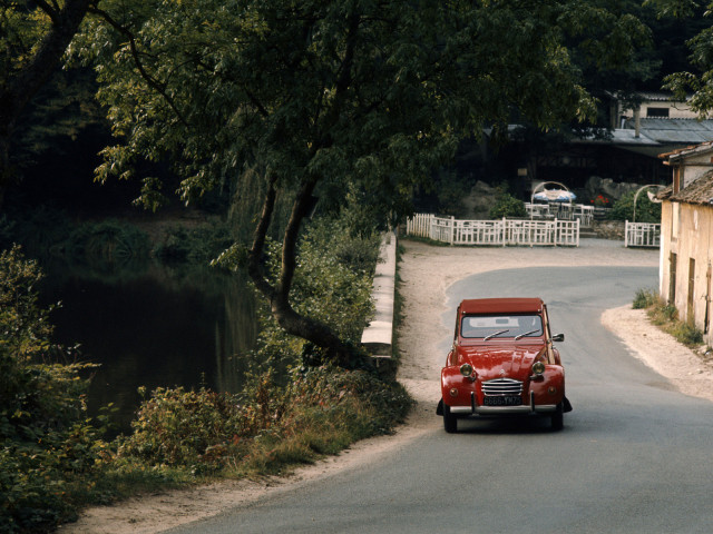 Citroen 2CV фото