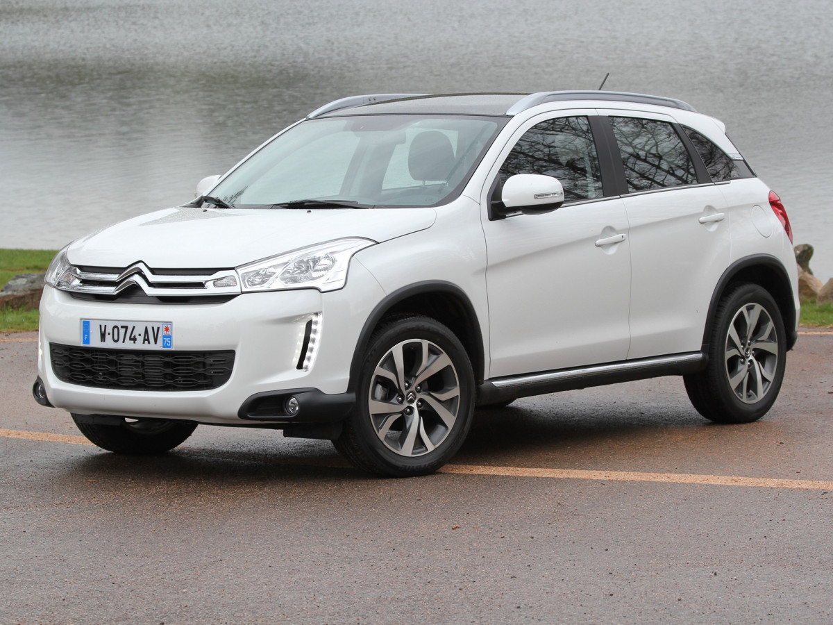 Citroen C4 Aircross фото 95315