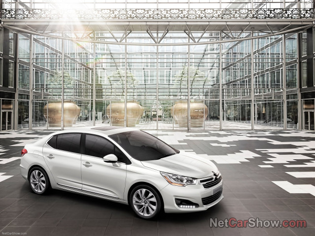 Citroen C4 L фото