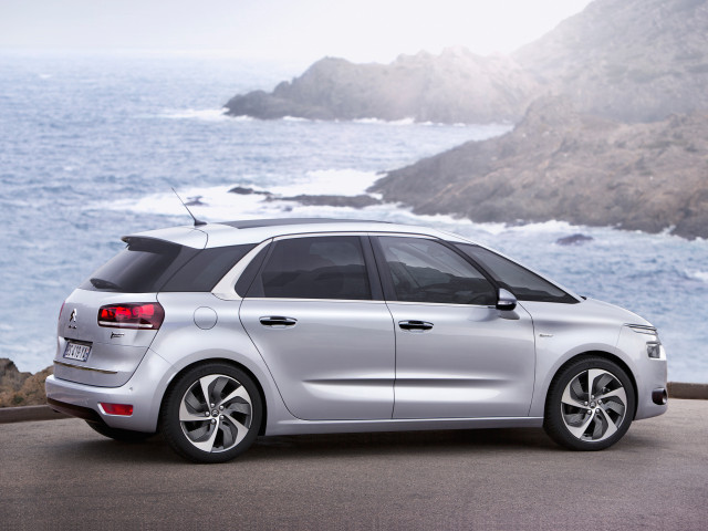 Citroen C4 Picasso фото